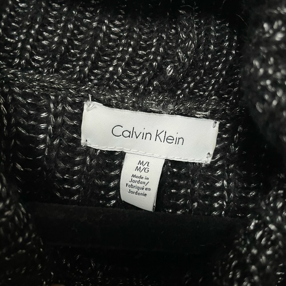 Calvin Klein Top - Picture 4 of 4